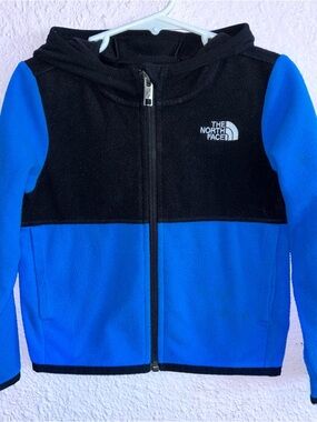 The North Face Black Fleece Jacket with Logo